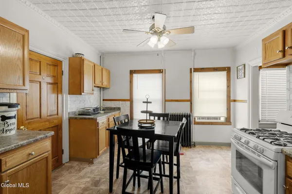 $254,900 | 20 108th Street, Troy, NY 12182