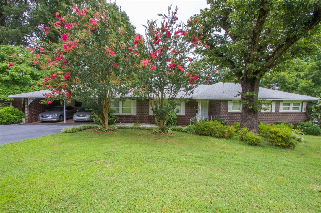407 Brown Road Anderson, SC 29621 - Photo 1 of 50 Gallery Image 1