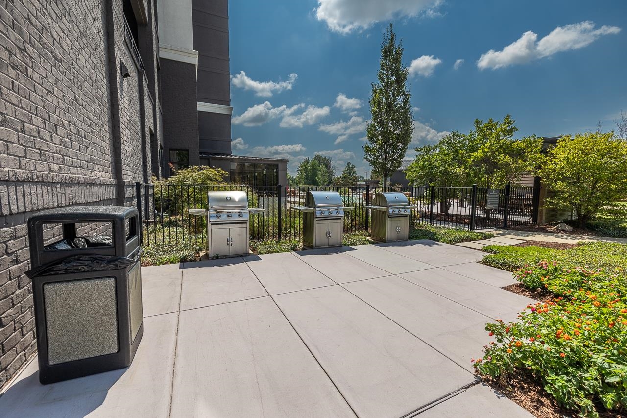 717 Riverside Drive, Unit 506 Memphis, TN 38103 - Photo 30 of 37