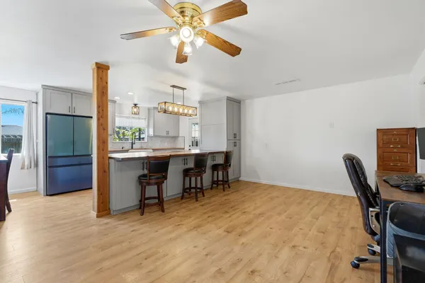 $399,000 | 289 West Cypress Avenue, Reedley, CA 93654