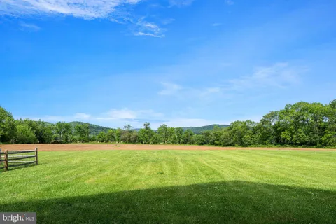 $4,150,000 | 854 Spring Hill Road, Riegelsville, PA 18077