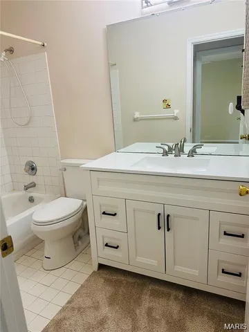 $2,495 | 1043 Oakwood Farms Lane, Ballwin, MO 63021