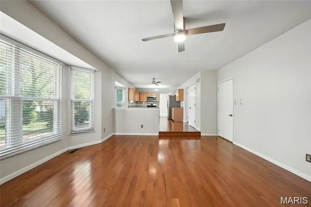 $2,495 | 1043 Oakwood Farms Lane, Ballwin, MO 63021