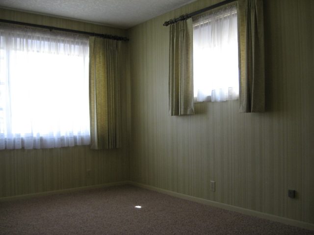 813 West Ridge Road Peoria, IL 61614 - Photo 7 of 8 Gallery Image 7