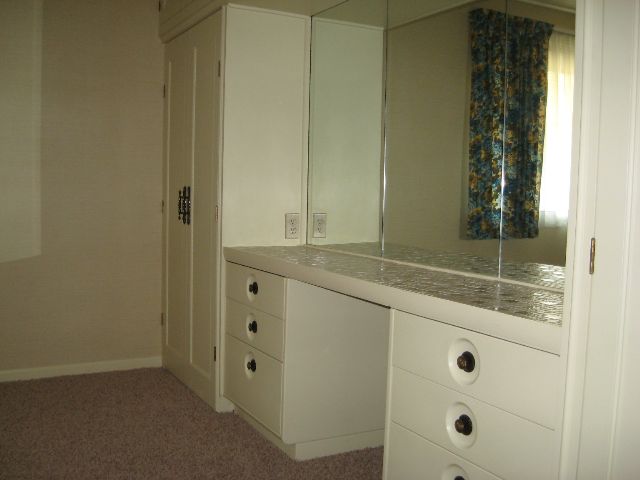 813 West Ridge Road Peoria, IL 61614 - Photo 8 of 8 Gallery Image 8