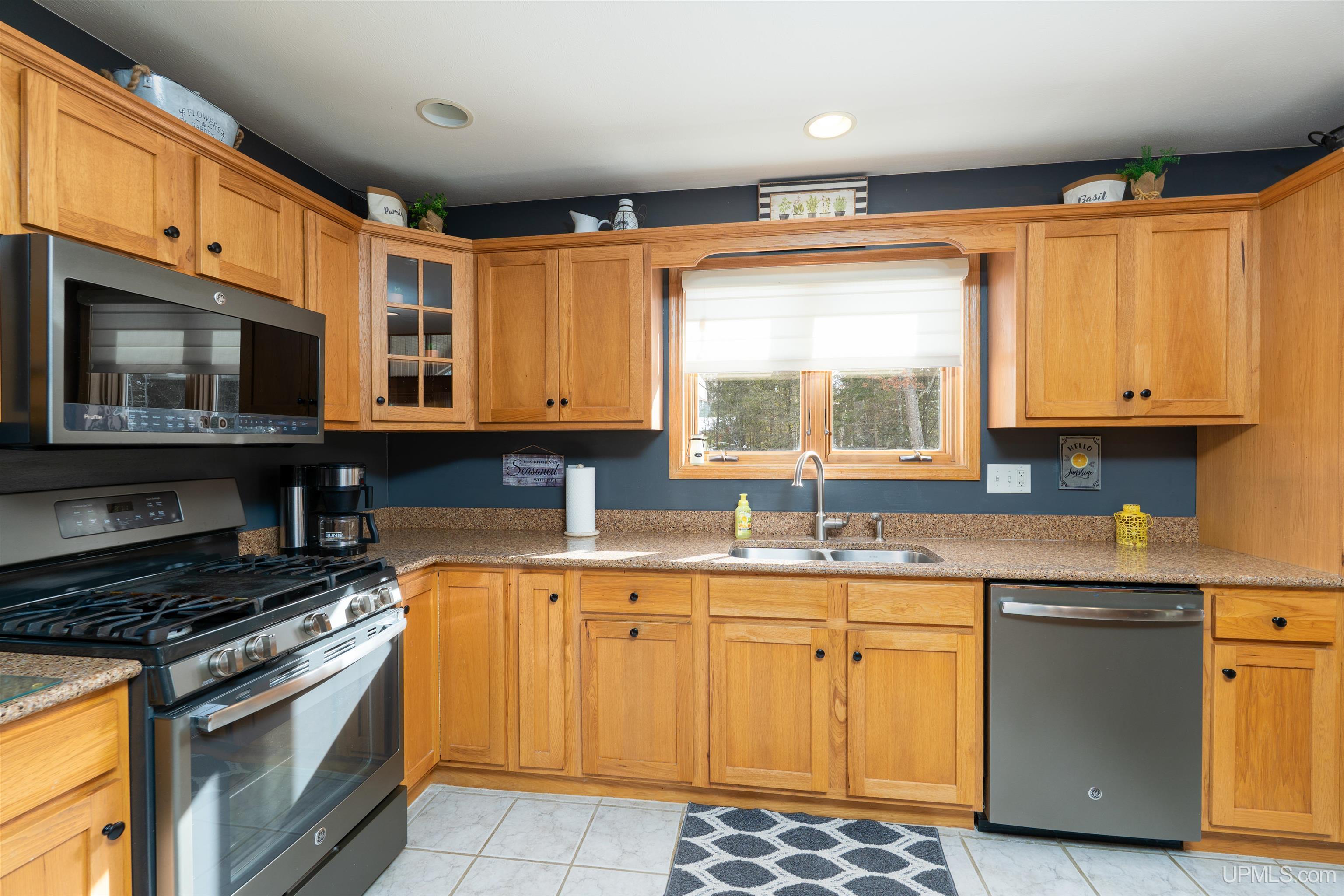 9049 25 Road Cooks, MI 49817 - Photo 25 of 69