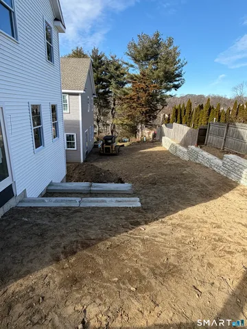 $8,000 | 100 New England Avenue, Fairfield, CT 06824