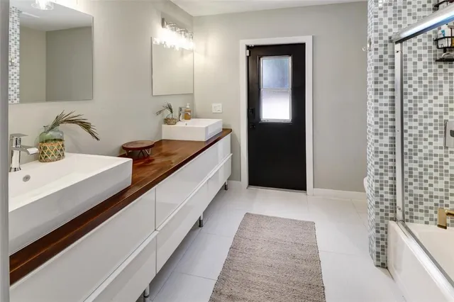 $1,149,999 | 8250 Northwest 49th Manor, Coral Springs, FL 33067