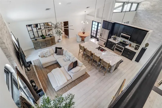 $1,149,999 | 8250 Northwest 49th Manor, Coral Springs, FL 33067