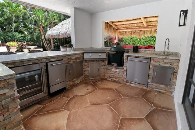 $1,149,999 | 8250 Northwest 49th Manor, Coral Springs, FL 33067