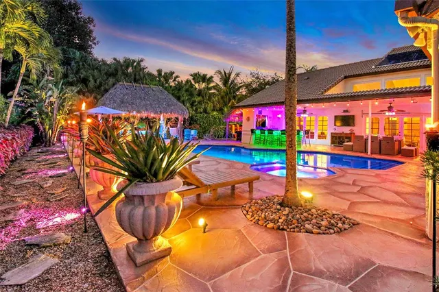 $1,149,999 | 8250 Northwest 49th Manor, Coral Springs, FL 33067