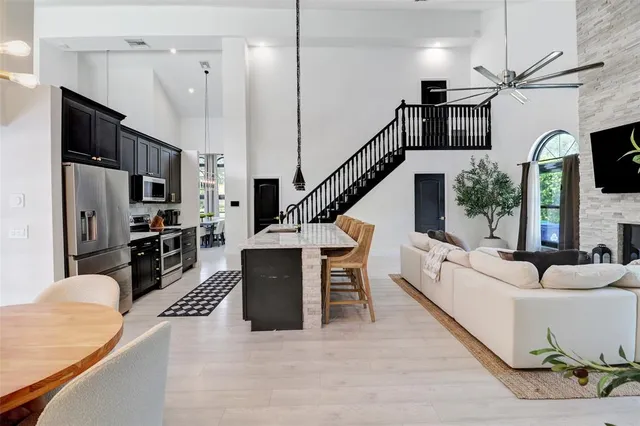 $1,149,999 | 8250 Northwest 49th Manor, Coral Springs, FL 33067