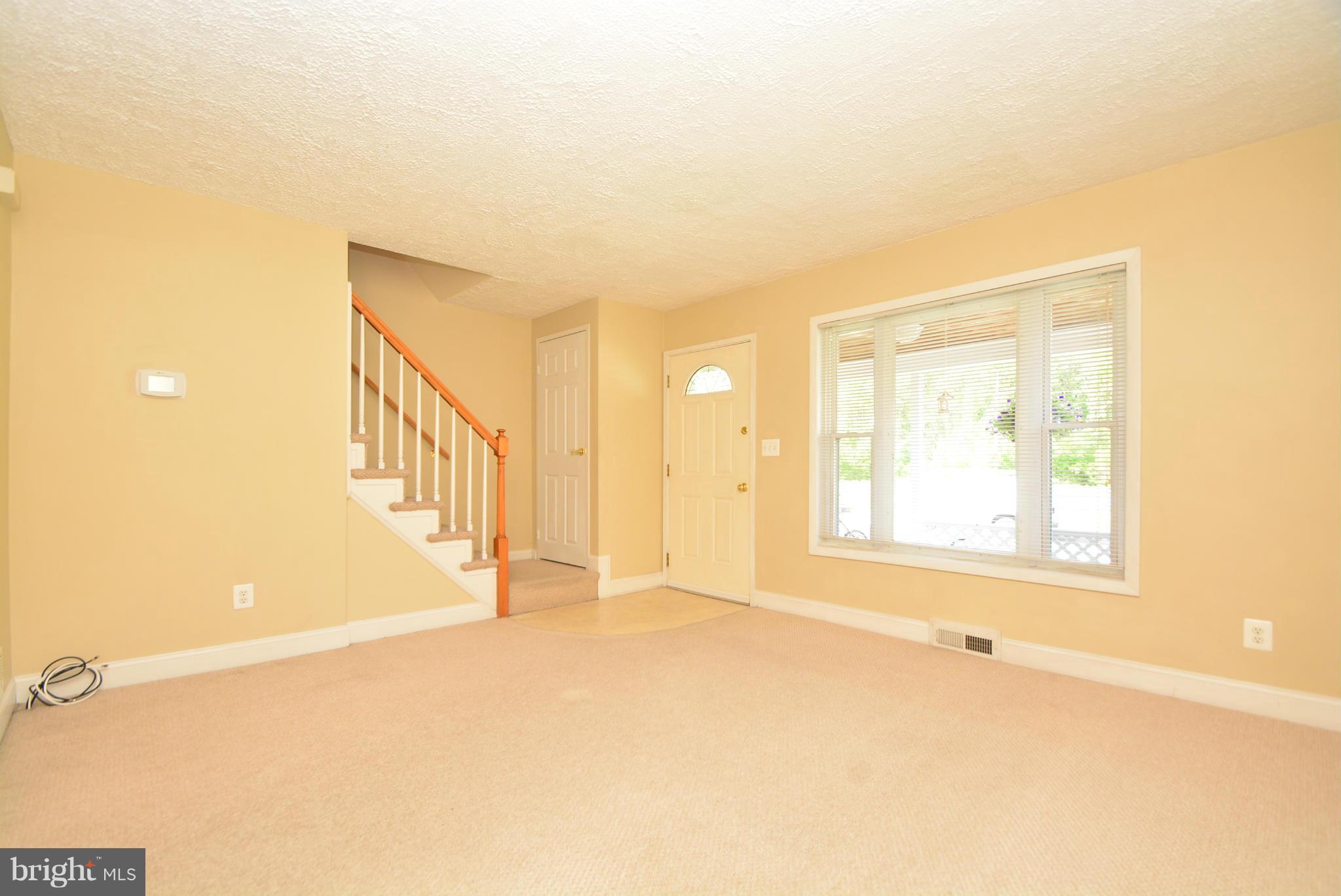 3211 Vulcan Road Baltimore, MD 21222 - Photo 3 of 28 Family Room