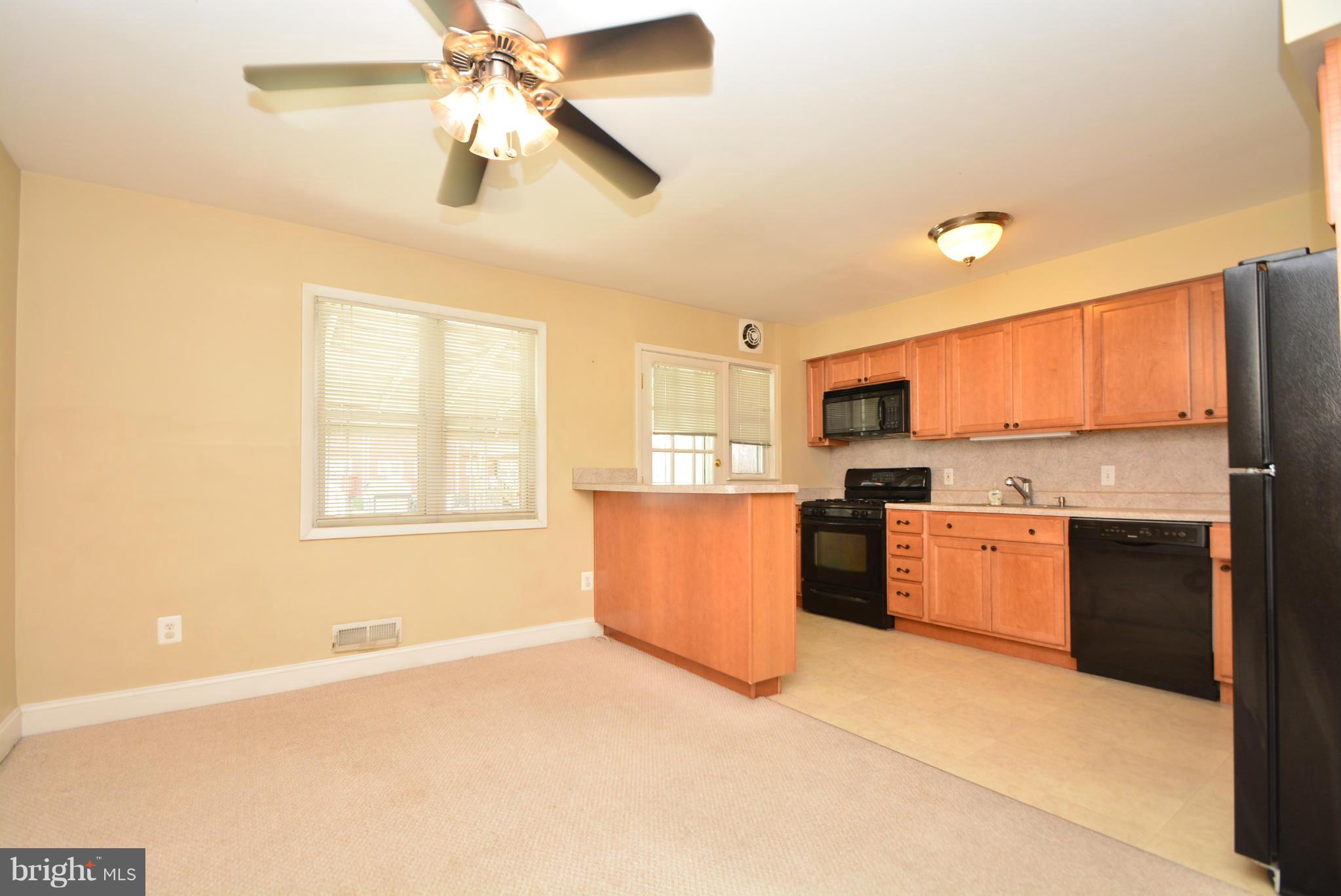 3211 Vulcan Road Baltimore, MD 21222 - Photo 7 of 28 Dining Room
