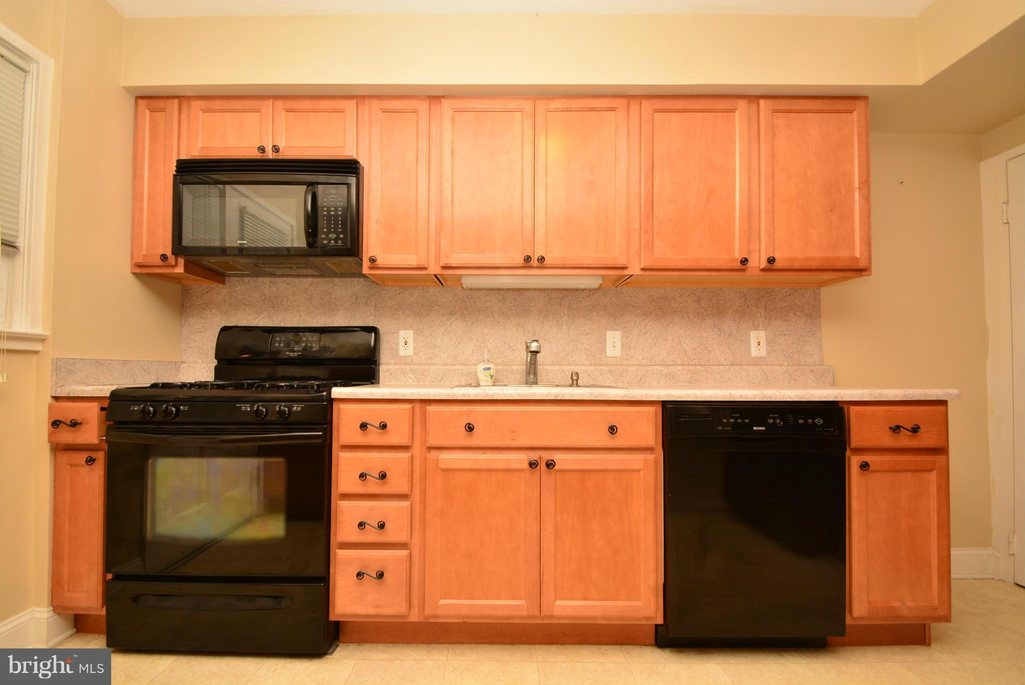 3211 Vulcan Road Baltimore, MD 21222 - Photo 8 of 28 Kitchen