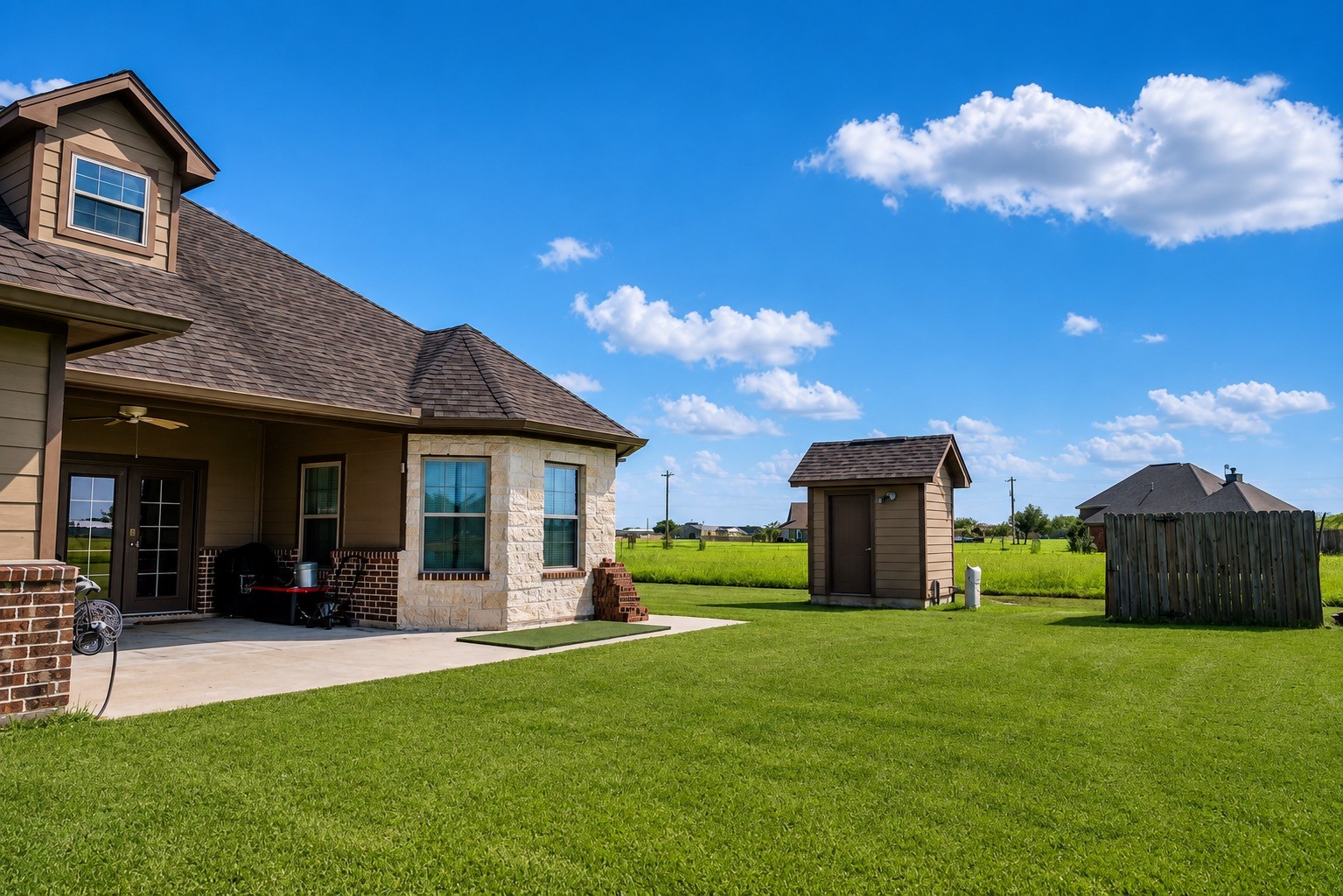 722 Bunkhouse Trail Angleton, TX 77515 - Photo 26 of 28 Gallery Image 26