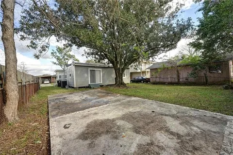 $145,000 | 1121 Southlawn Boulevard, New Orleans, LA 70114