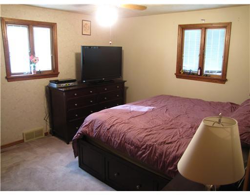 276 Brookwood Road Venetia, PA 15367 - Photo 13 of 15 Master Bedroom.