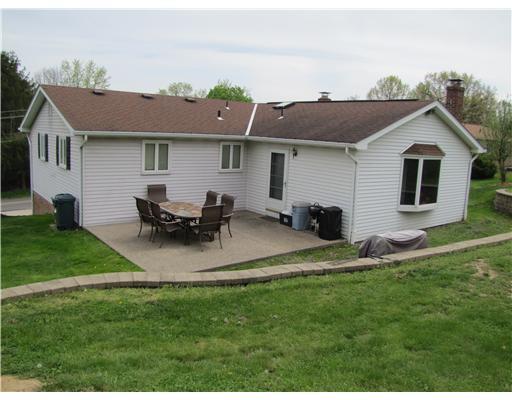 276 Brookwood Road Venetia, PA 15367 - Photo 3 of 15 Exterior Back.