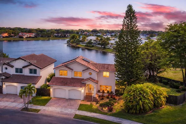 $775,000 | 15490 Southwest 47th Street, Miami, FL 33185