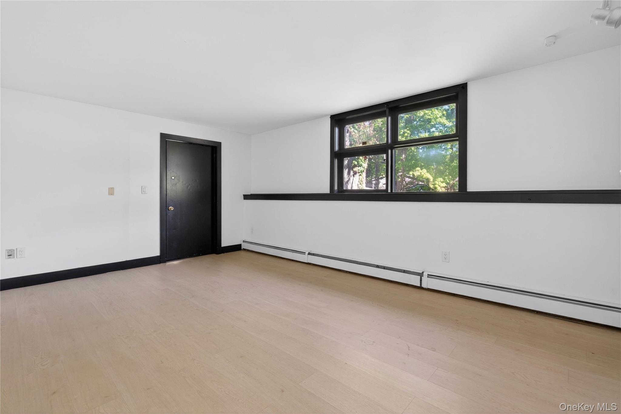 40 Felter Hill Road Monroe, NY 10950 - Photo 24 of 37 an empty room with windows