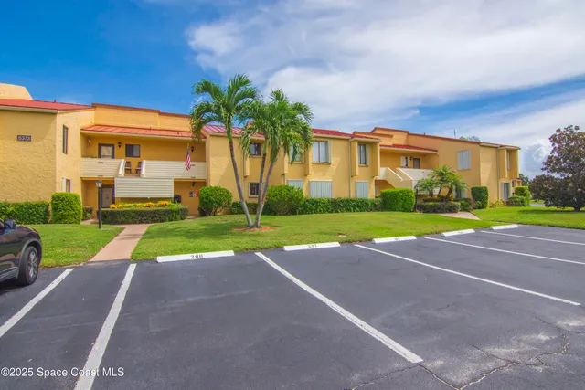 $218,500 | 5373 Southeast Miles Grant Road, Unit C208, Stuart, FL 34997