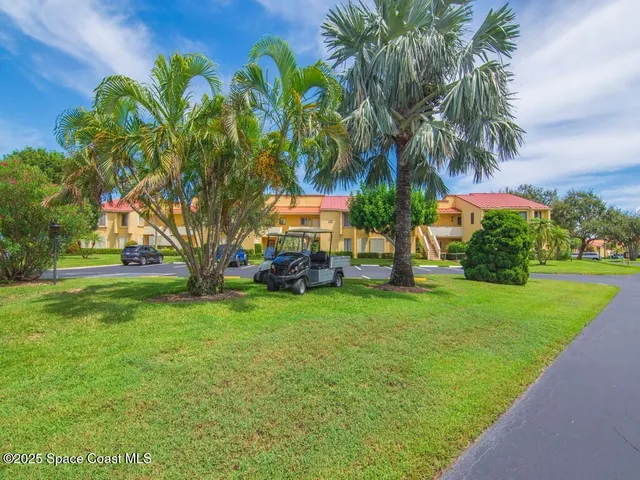 $218,500 | 5373 Southeast Miles Grant Road, Unit C208, Stuart, FL 34997