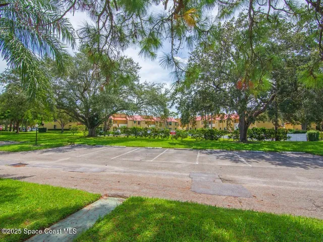 $218,500 | 5373 Southeast Miles Grant Road, Unit C208, Stuart, FL 34997