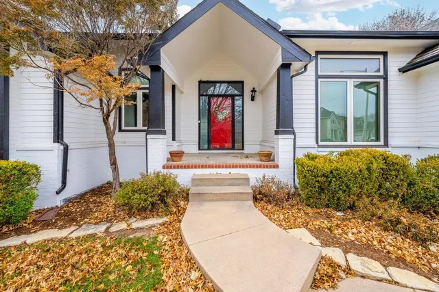 $385,000 | 8024 East Greenbriar Court, Wichita, KS 67226