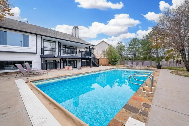 $385,000 | 8024 East Greenbriar Court, Wichita, KS 67226