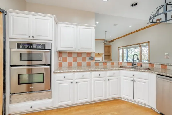 $385,000 | 8024 East Greenbriar Court, Wichita, KS 67226