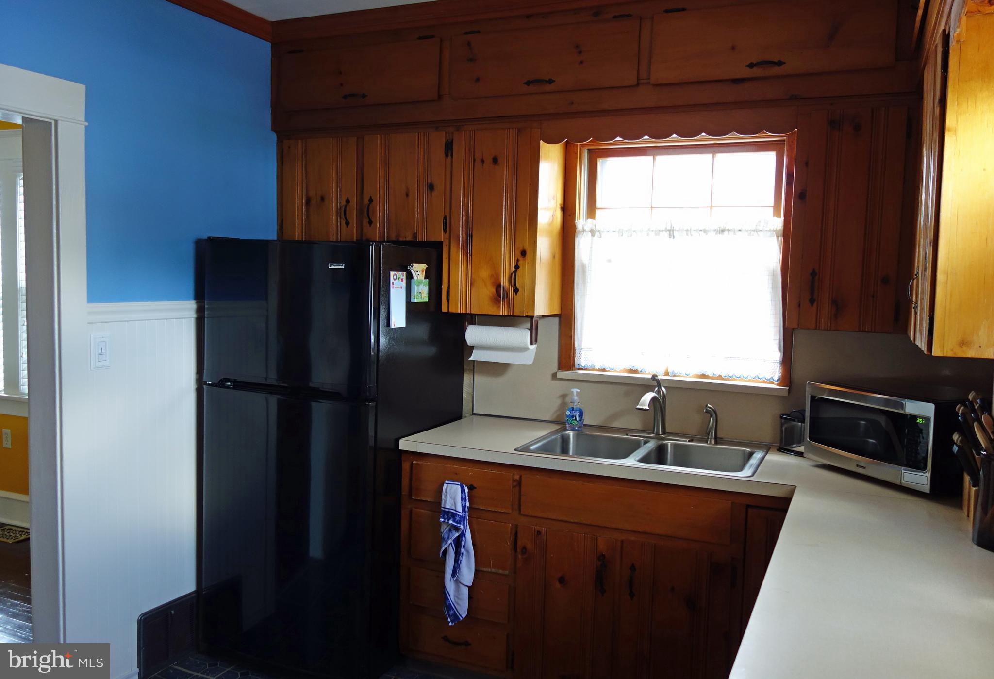 136 Spring Street Woodbury, NJ 08096 - Photo 12 of 23 Gallery Image 12