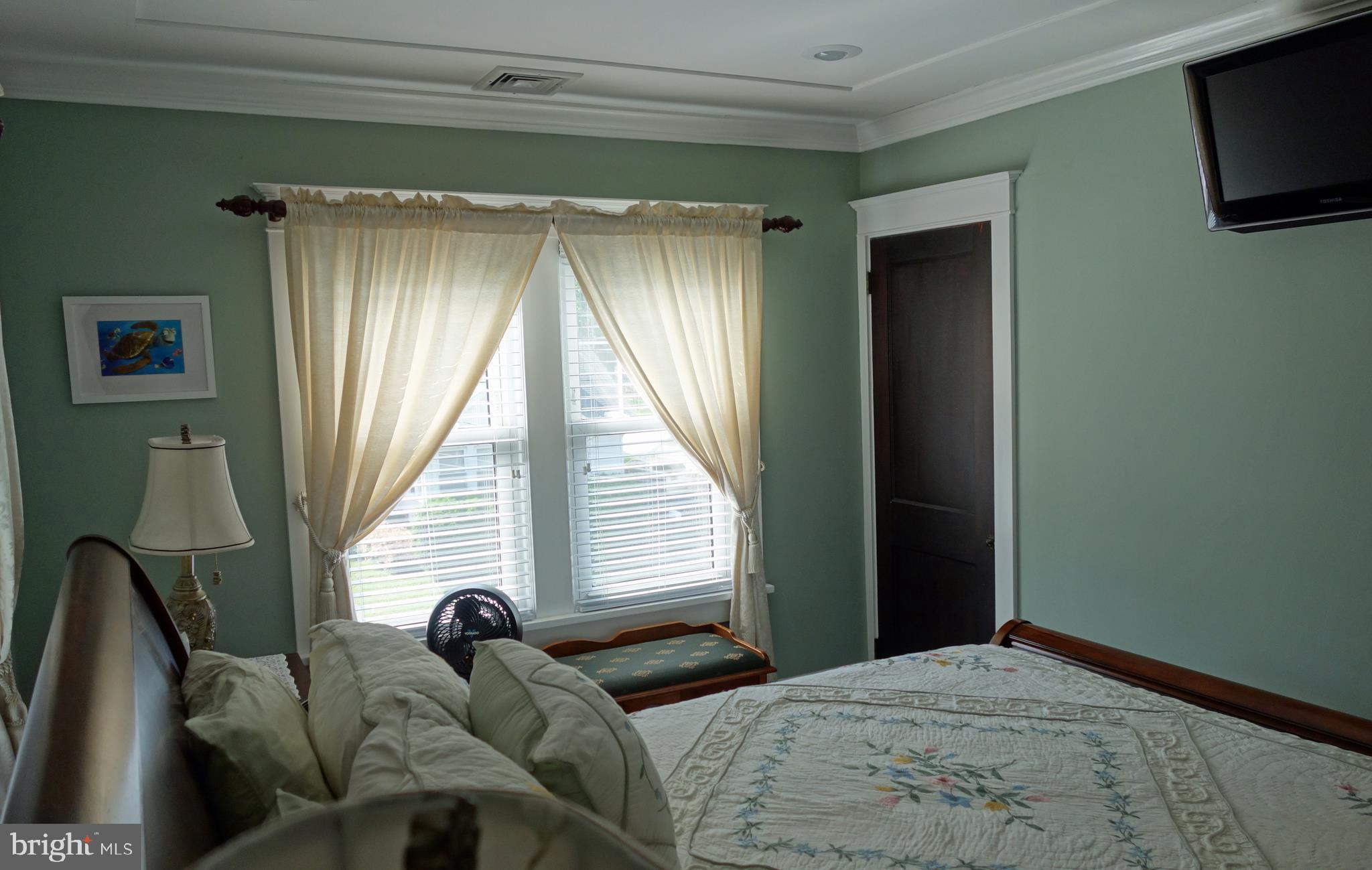 136 Spring Street Woodbury, NJ 08096 - Photo 15 of 23 Gallery Image 15