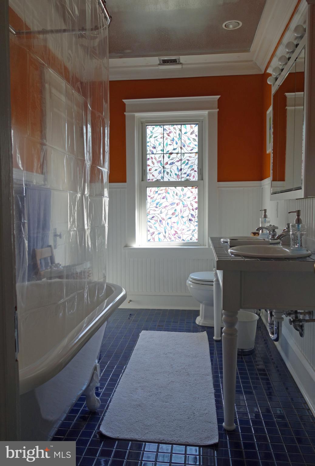 136 Spring Street Woodbury, NJ 08096 - Photo 19 of 23 Gallery Image 19