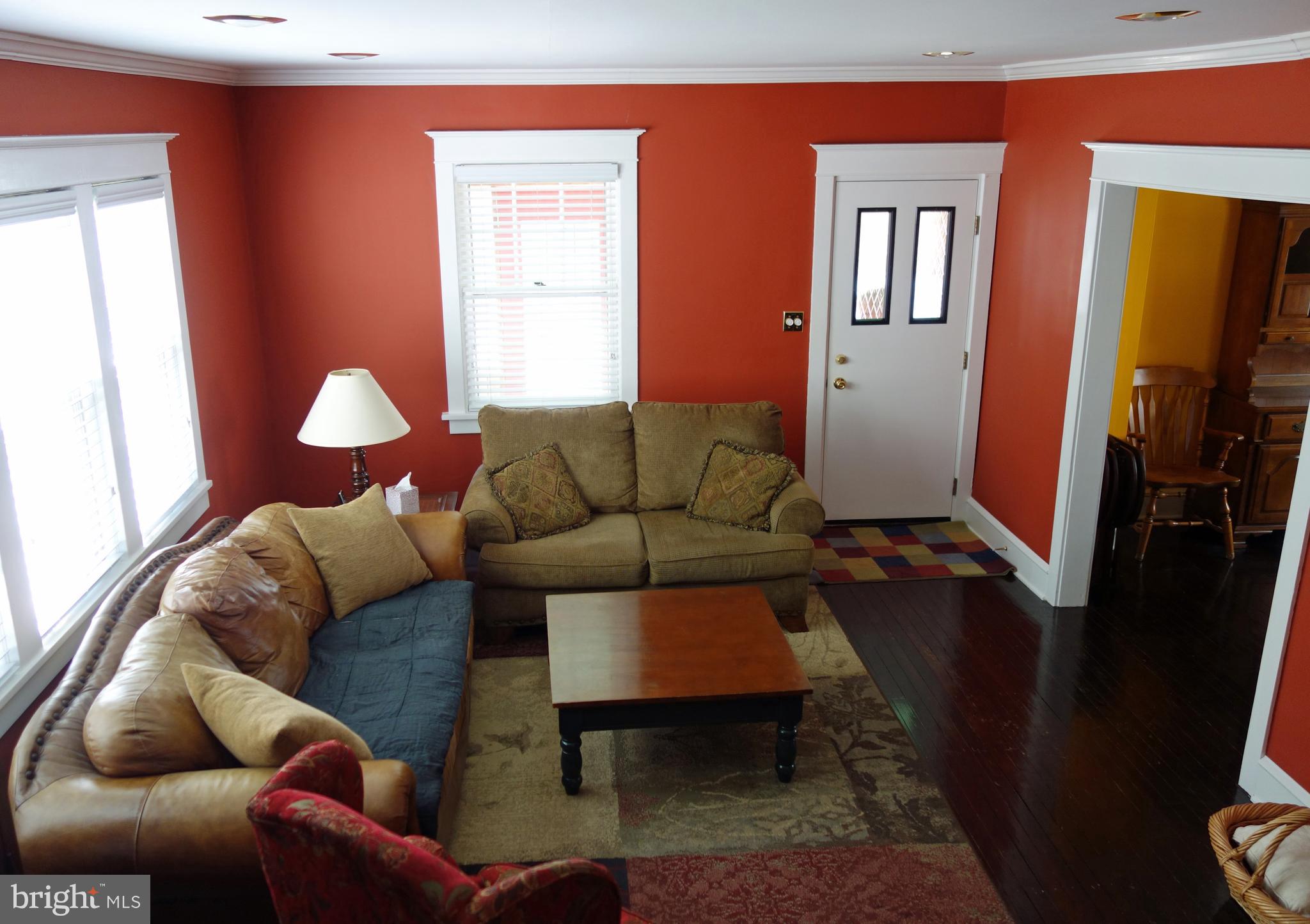136 Spring Street Woodbury, NJ 08096 - Photo 3 of 23 Gallery Image 3