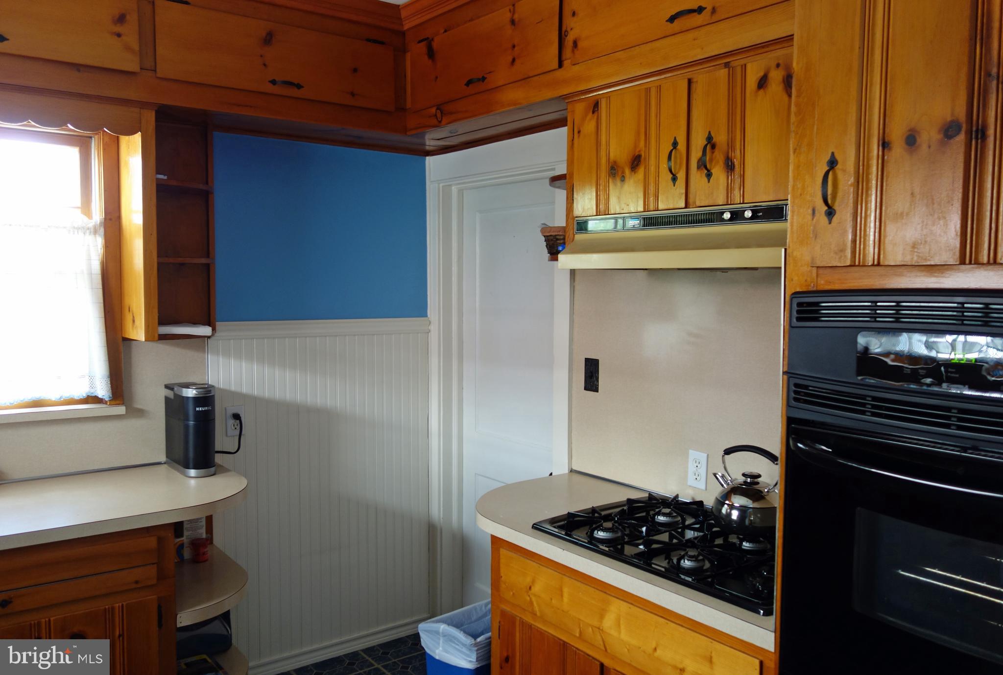 136 Spring Street Woodbury, NJ 08096 - Photo 9 of 23 Gallery Image 9
