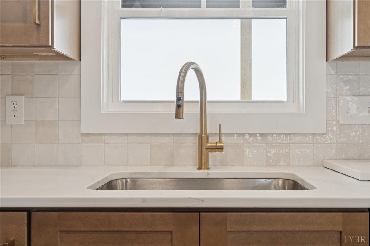 1711 Wells Road Bedford, VA 24523 - Photo 6 of 46