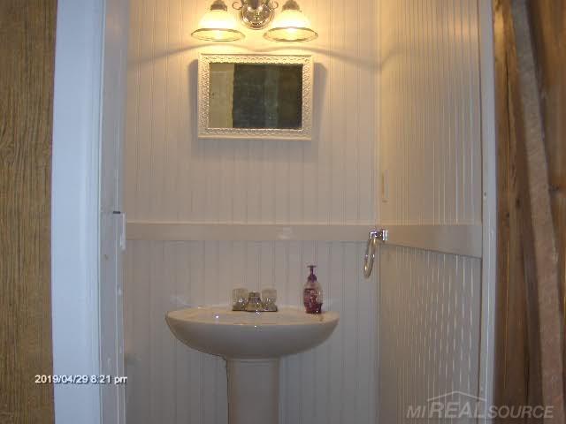 7361 Kilkare Road Lexington, MI 48450 - Photo 8 of 22 31296727-7.JPG