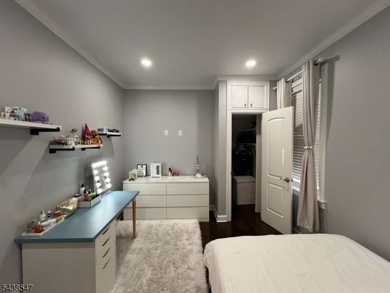736 Pennington Street Elizabeth, NJ 07202 - Photo 12 of 31