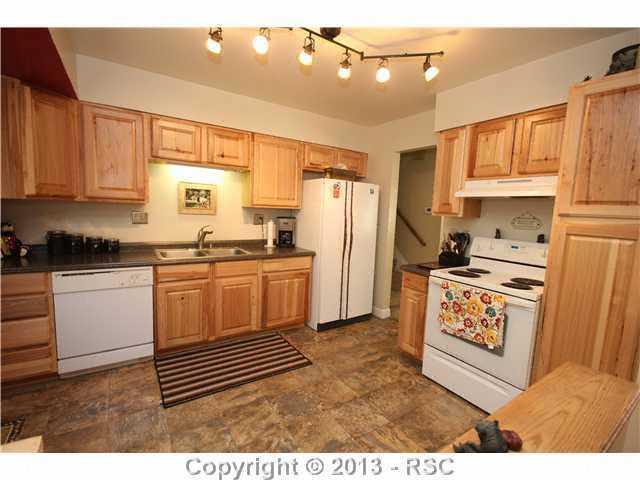 6816 Mission Road Colorado Springs, CO 80915 - Photo 7 of 18