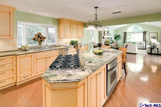 2845 Thorndike Road Pasadena, CA 91107 - Photo 13 of 39 Additional Photo