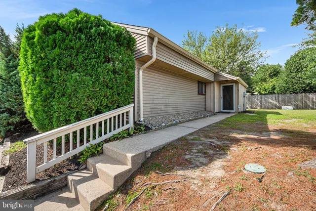 $163,900 | 32 Chiswick Drive, Lindenwold, NJ 08021