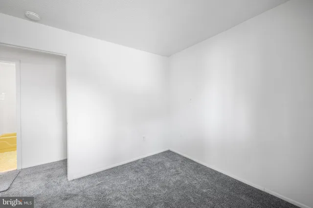 $163,900 | 32 Chiswick Drive, Lindenwold, NJ 08021