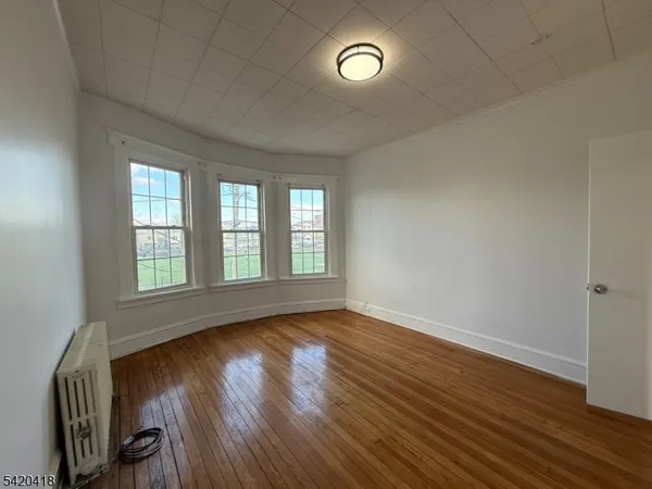 $1,550 | 234 Christine Street, Unit 2F, Elizabeth, NJ 07202