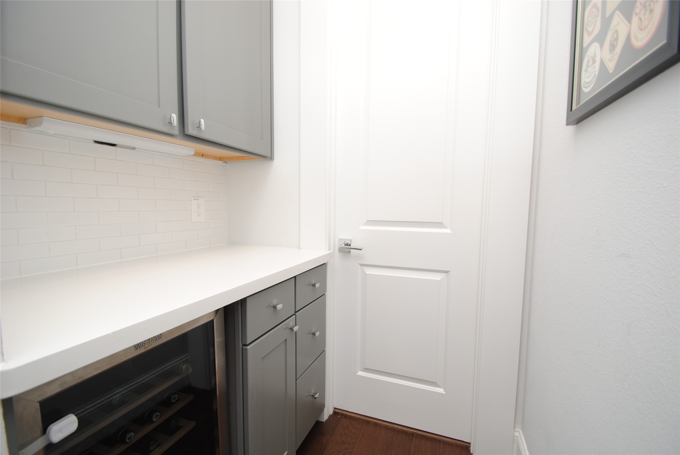 1262 North Post Oak Road, Unit B Houston, TX 77055 - Photo 10 of 44 a utility room with a sink