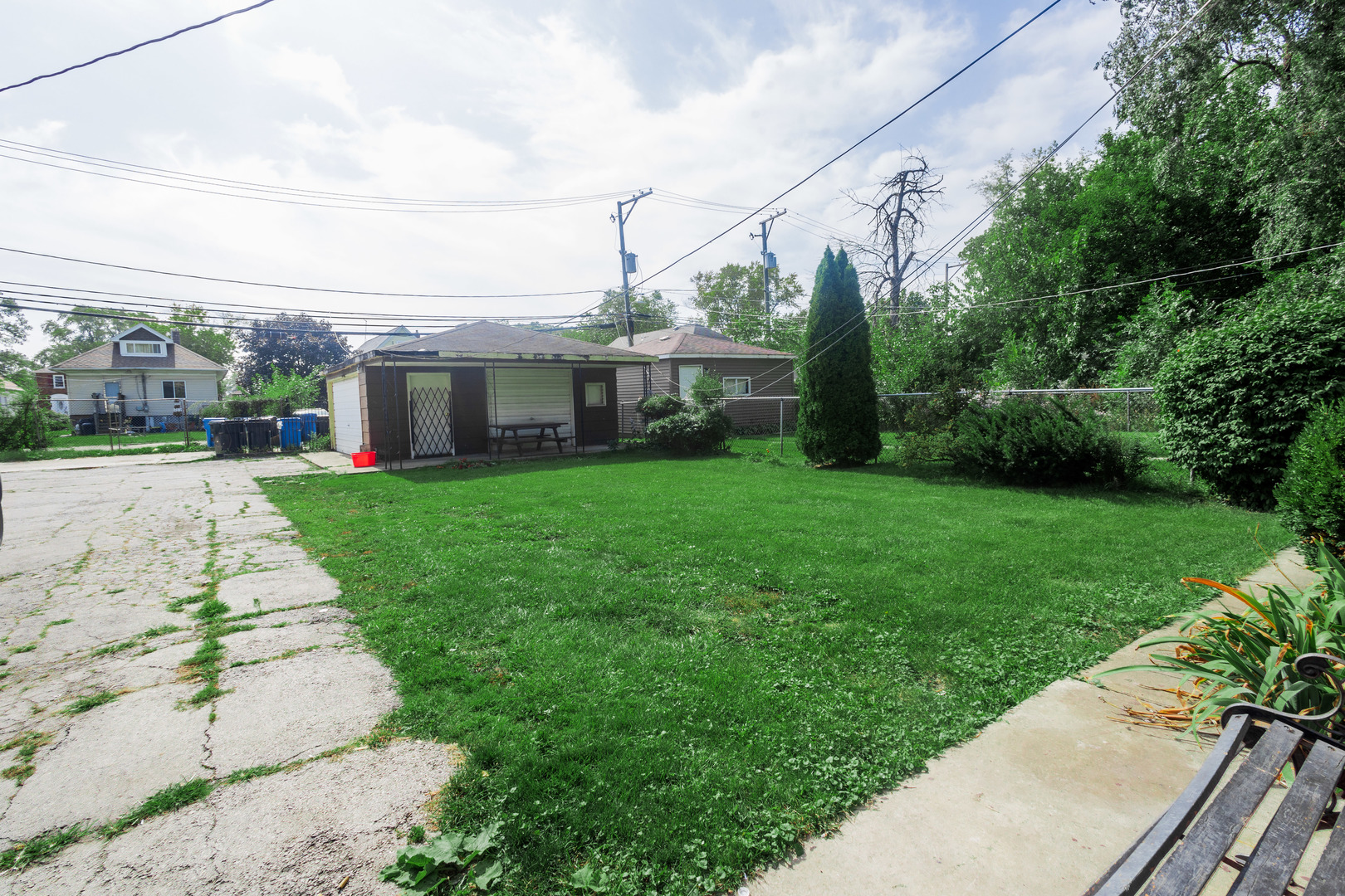 1219 West 96th Street Chicago, IL 60643 - Photo 4 of 13 a view of a front of house with a yard
