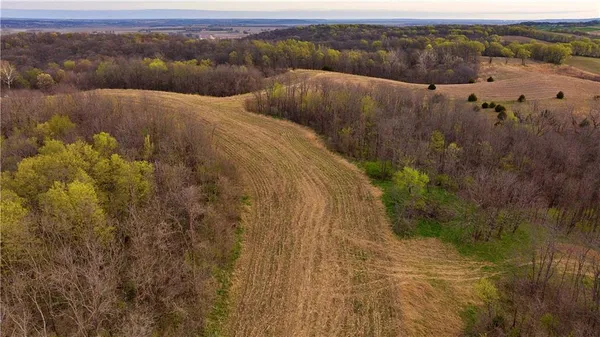 $384,900 | Southwest Old Highway Road, Rushville, MO 64484