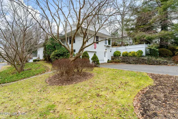 $2,999,999 | 51 Glen Road, Greenwich, CT 06830