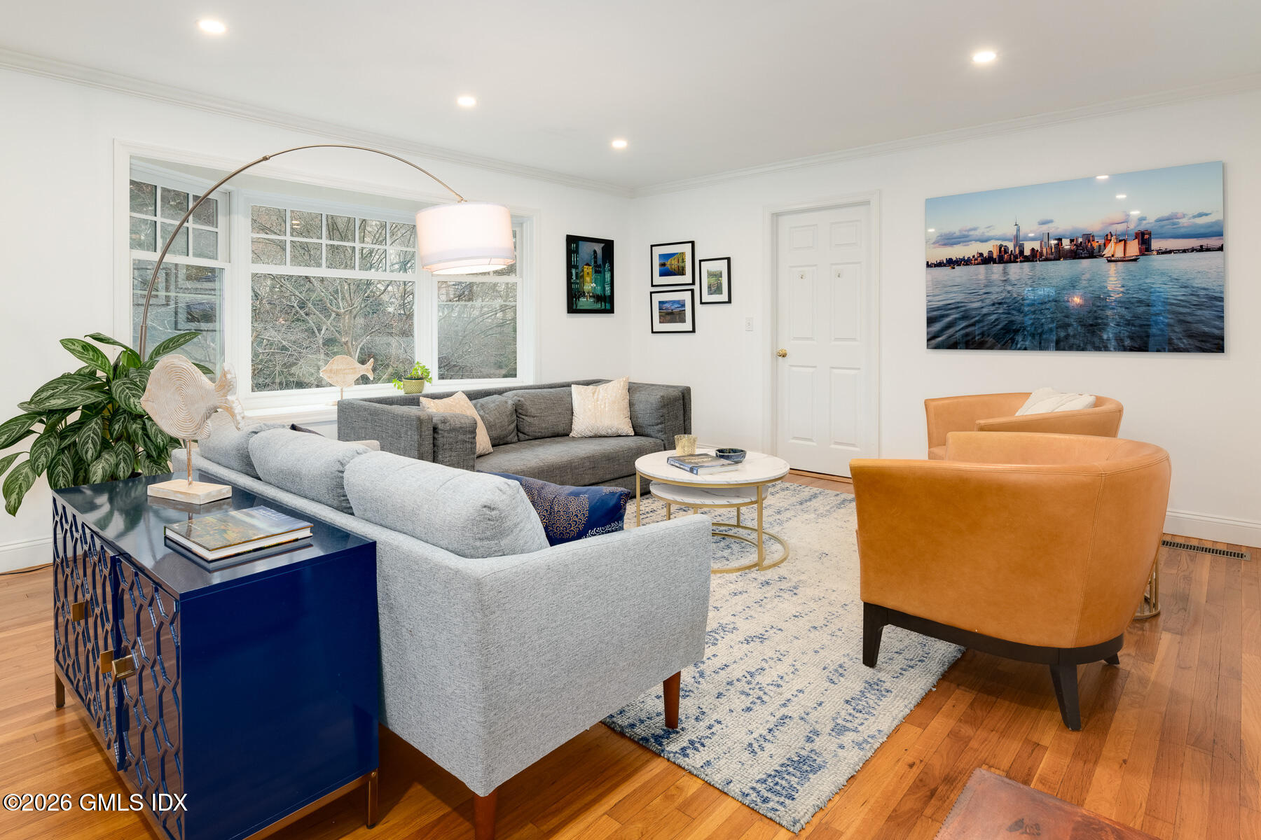 51 Glen Road Greenwich, CT 06830 - Photo 8 of 27 Living