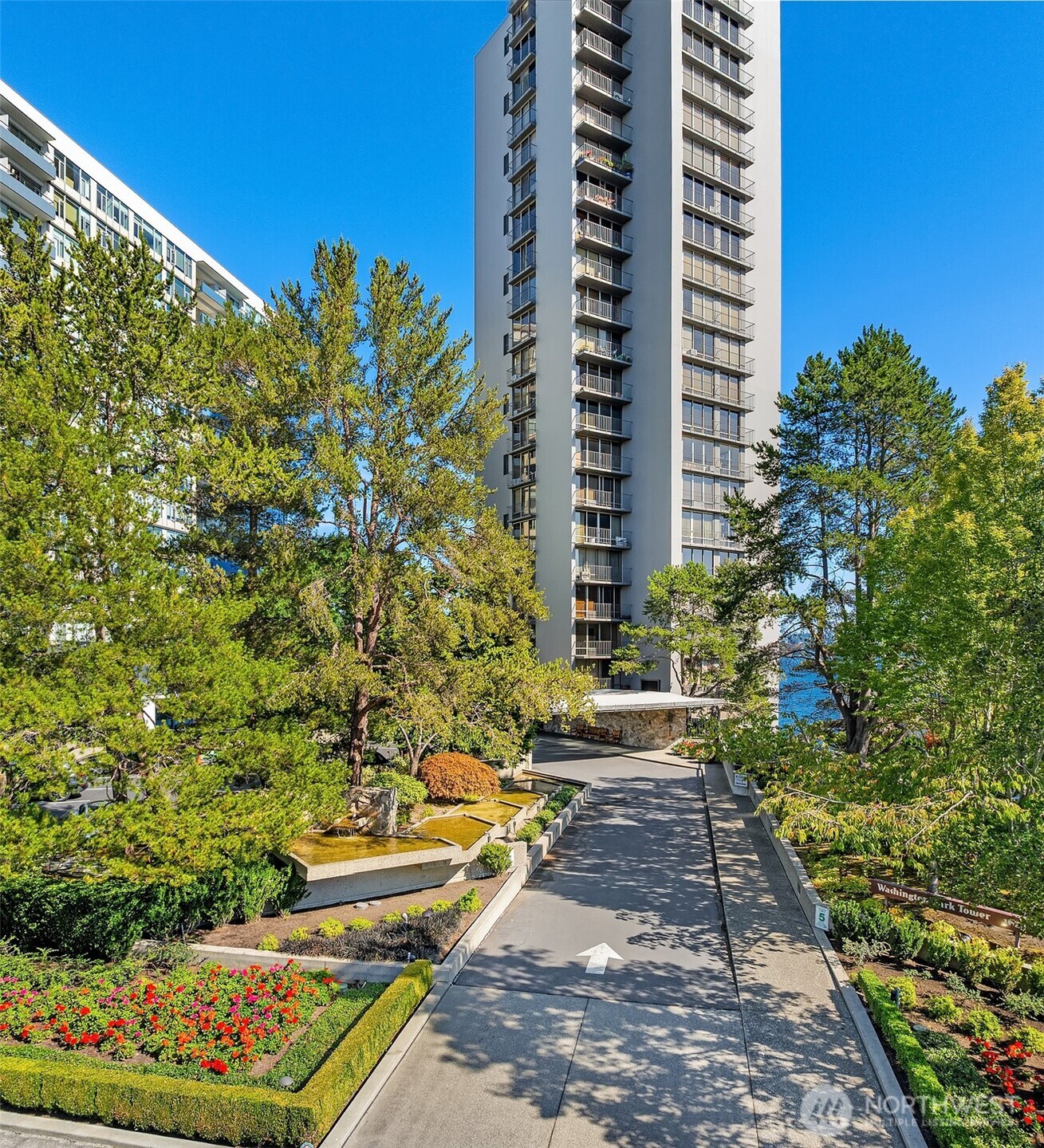 1620 43rd Avenue East, Unit 8C Seattle, WA 98112 - Photo 25 of 27 a view of a city with tall buildings